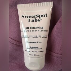 💙 4/$20 SWEETSPOT LABS FRAGRANCE-FREE PH-BALANCING INTIMATE & BODY CLEANSER